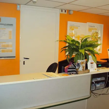 Premiere Classe St Etienne Nord 2*